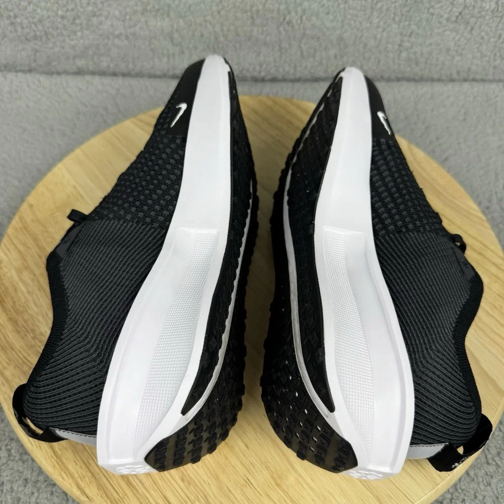 Nike Interact Run Mens Size 8 Womens 9.5 Black Road Running Shoes‎ Sneakers